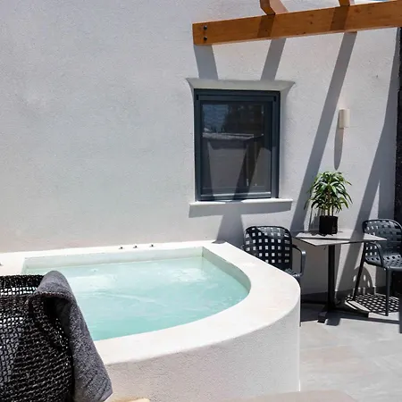 Aparthotel Lymarou Collection Megalochori (Santorini)