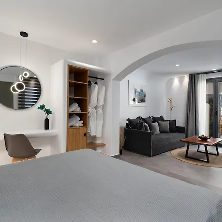 Lymarou Collection Aparthotel 4*