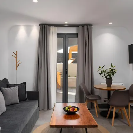 Lymarou Collection 4* Megalochori (Santorini)