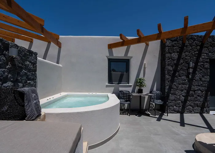 Lymarou Collection Aparthotel