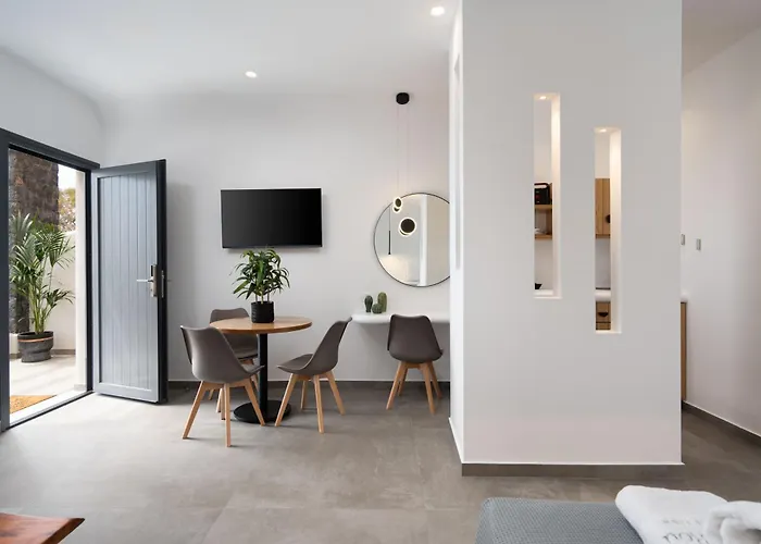 Aparthotel Lymarou Collection