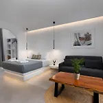 Lymarou Collection Lejlighedshotel