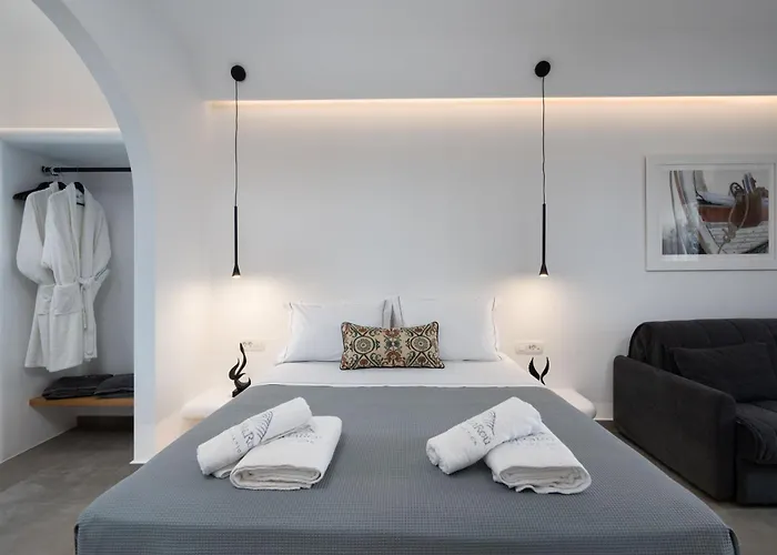 Lymarou Collection Apart-hotel Megalochori (Santorini)