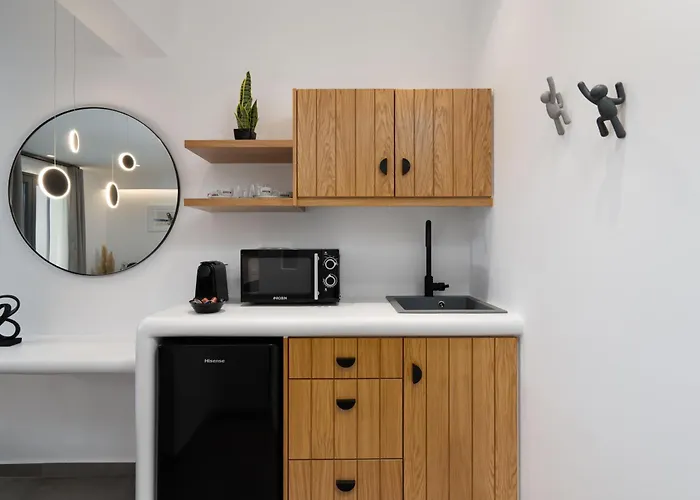 Lymarou Collection 4*