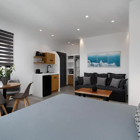 Apartmanhotel Lymarou Collection 4*