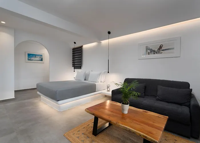 Lymarou Collection 4*