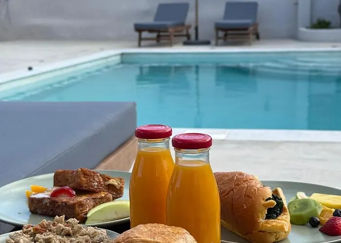 Lymarou Collection Megalochori (Santorini)