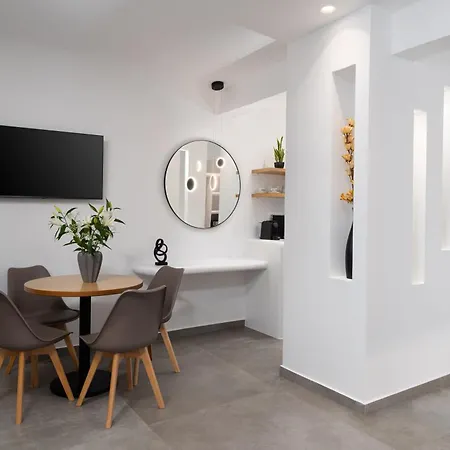 شقة فندقية Lymarou Collection ميغالوخوري