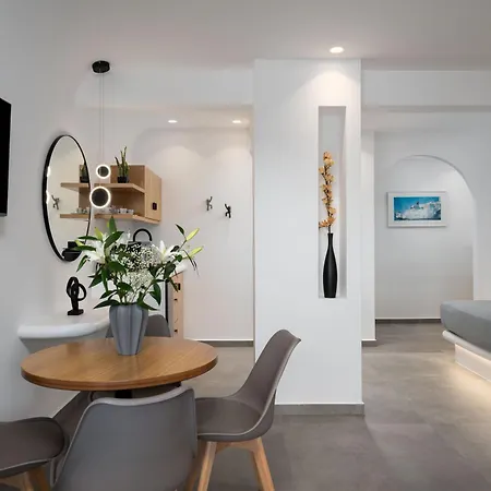 Lymarou Collection شقة فندقية ميغالوخوري